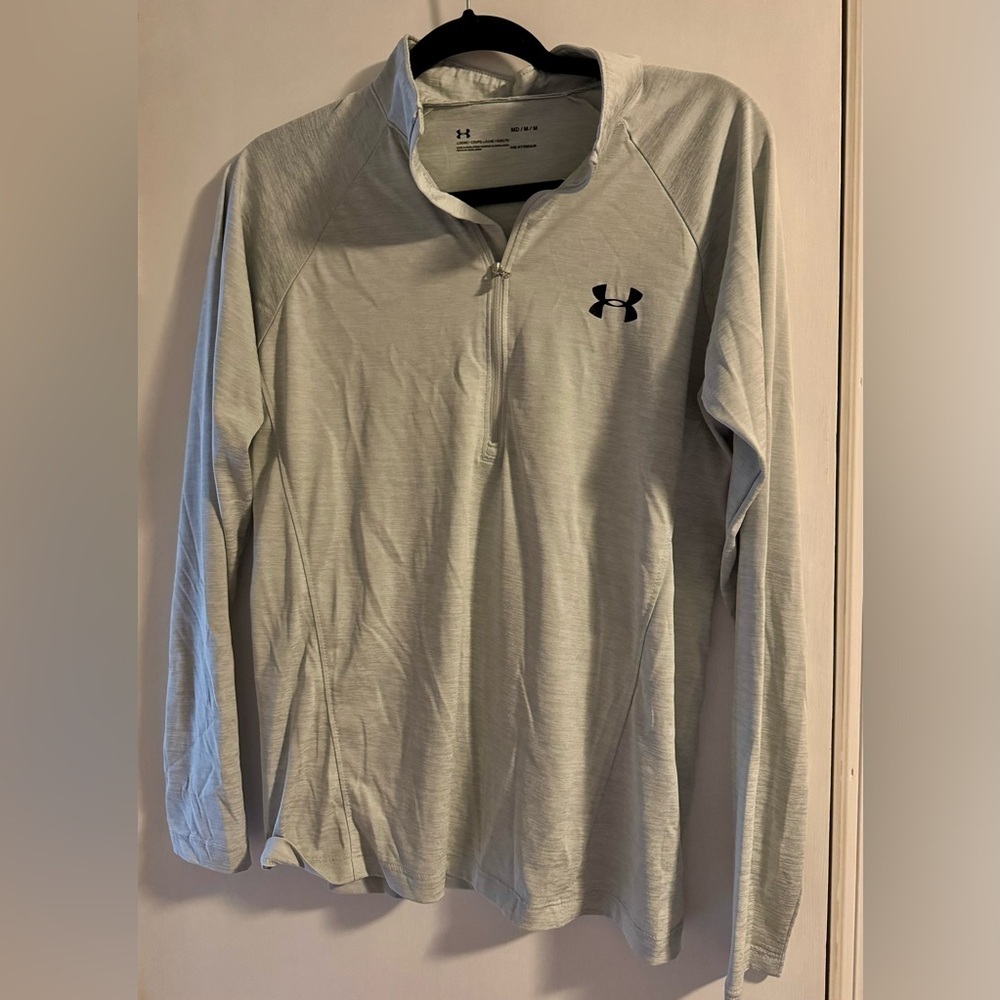 Under Armour Women's Light Gray Long Sleeve Top